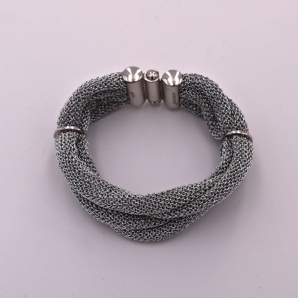 A&M Silver Mesh Twisted Bracelet w/Ring Clasps - Picture 1 of 3